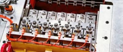 Kovanie za studena vs. kovanie za tepla: Čo je lepšie pre upevňovacie prvky?