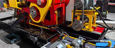 WXING: 3-staničné vs. 4-staničné stroje na studené smerovanie